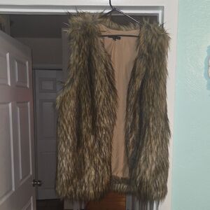 Women's Faux Fur Vest - Brown